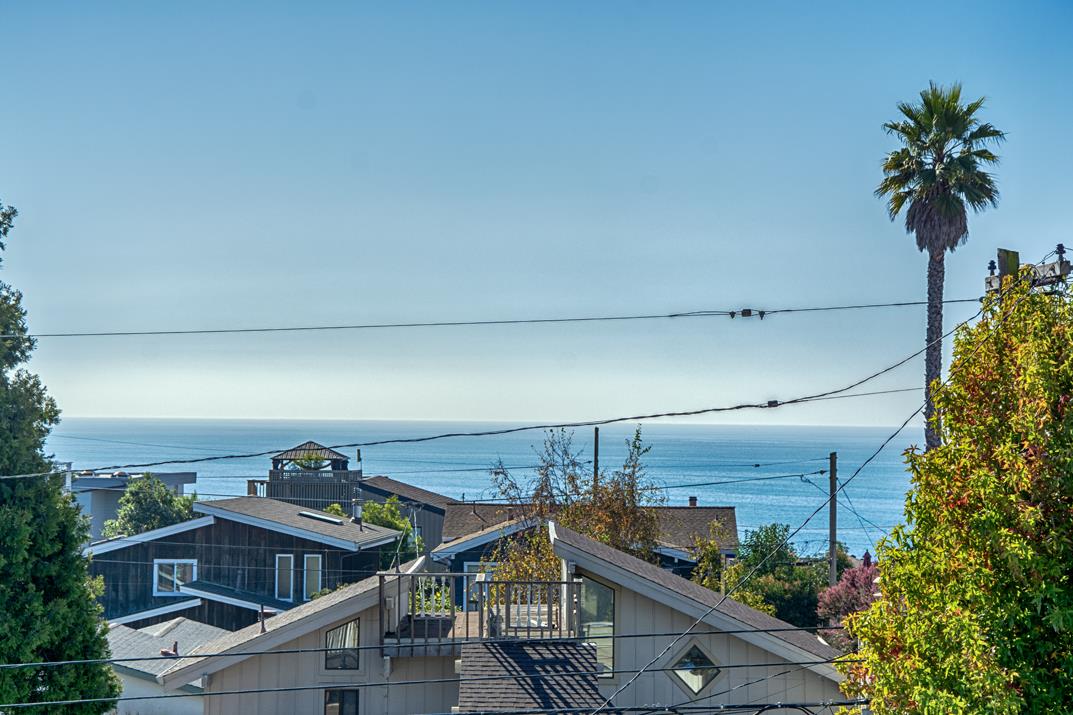 417 Hillcrest Drive