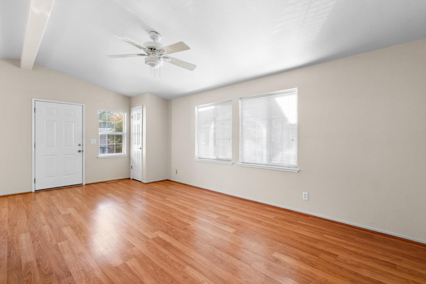 6011 Scotts Valley Drive Unit: 40