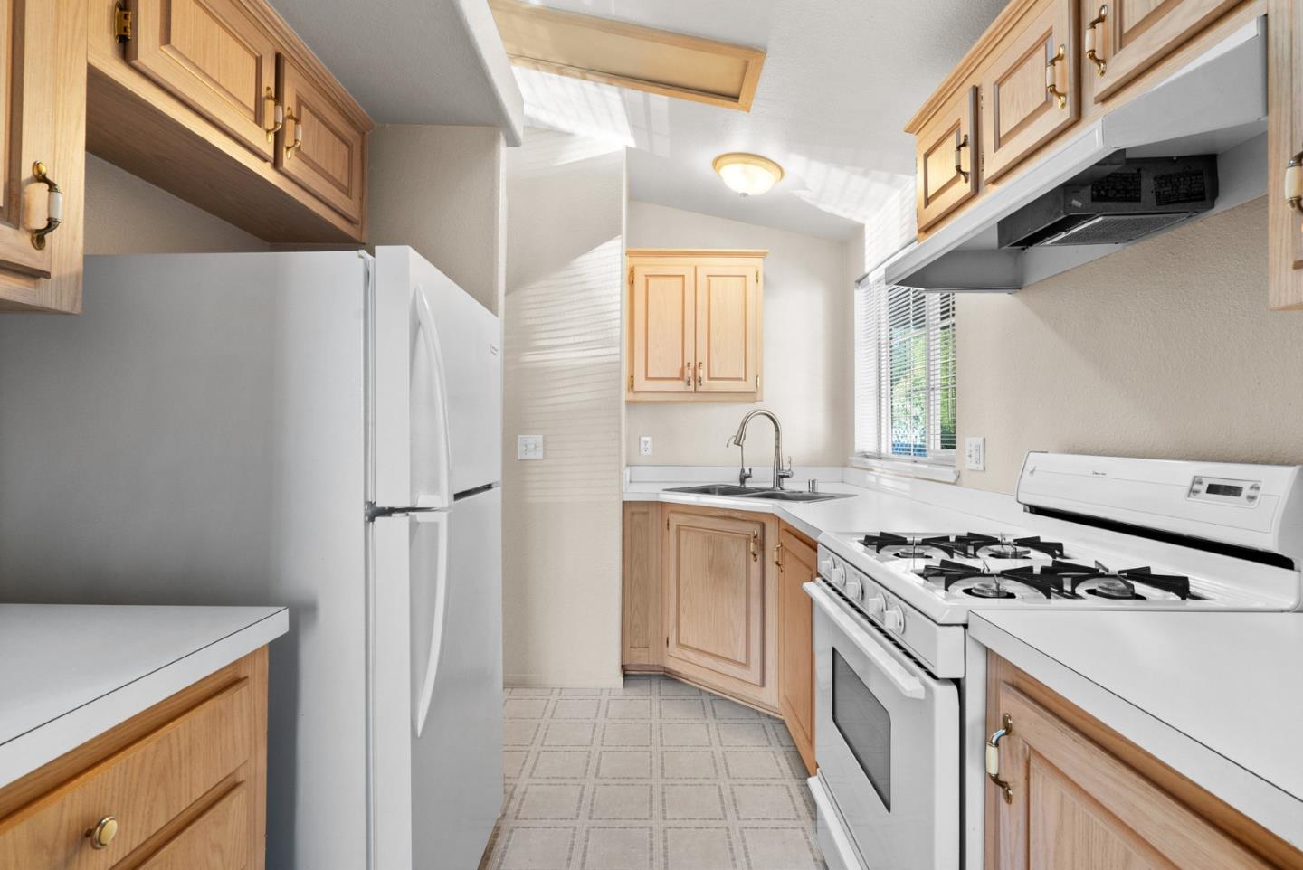 6011 Scotts Valley Drive Unit: 40