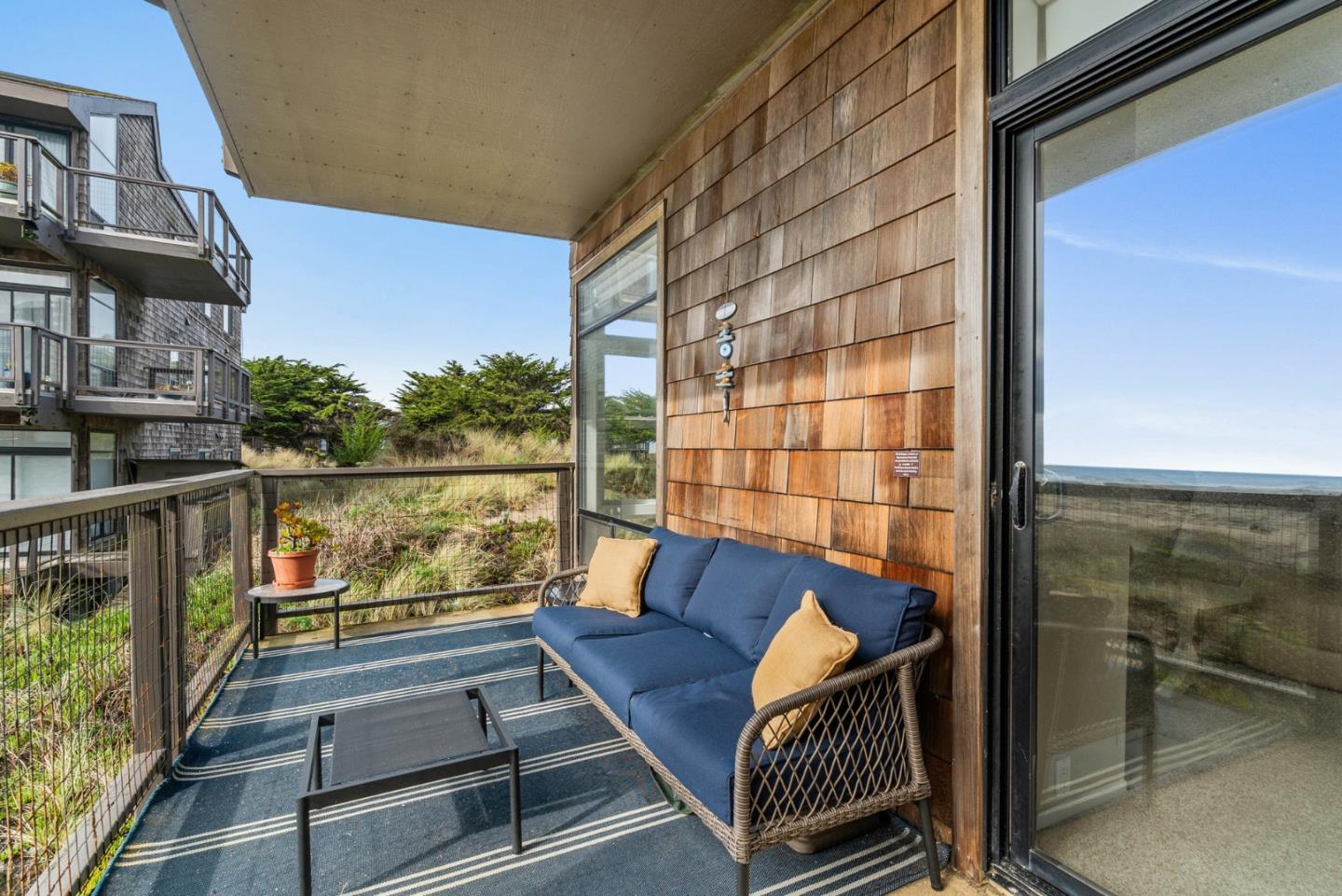 58 Pelican Point
