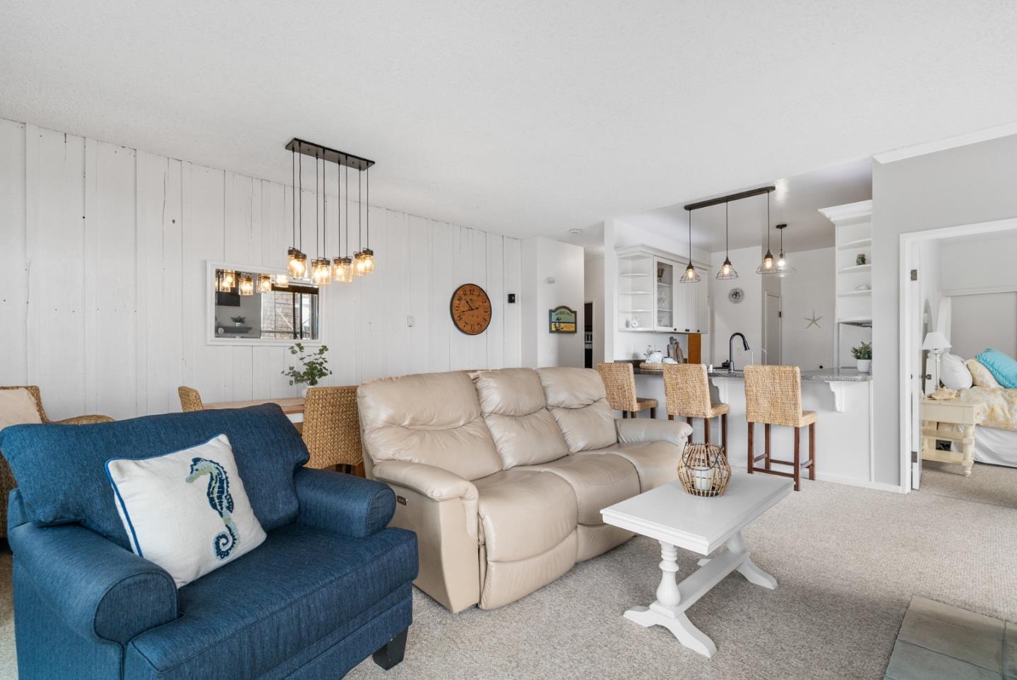 58 Pelican Point