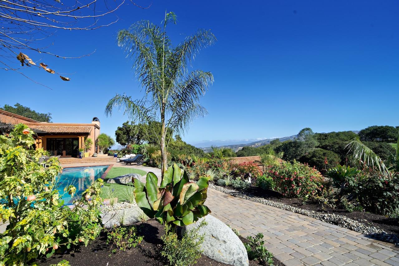 26165 Rinconada Drive