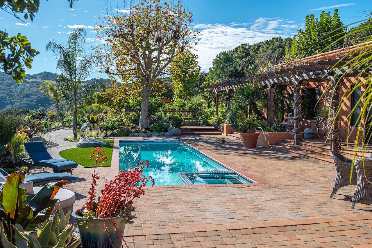 26165 Rinconada Drive