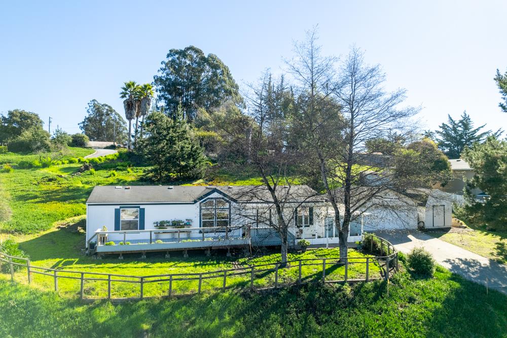 20 Las Lomas Drive