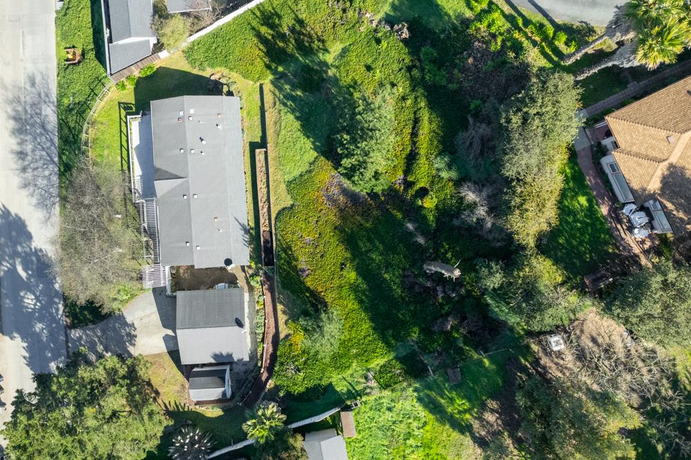 20 Las Lomas Drive