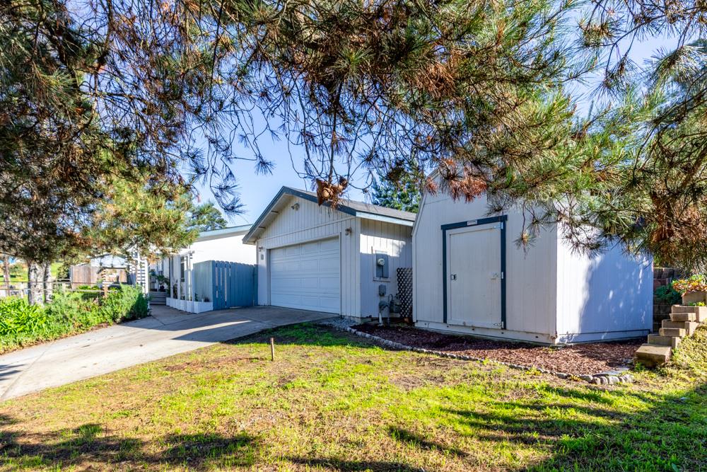 20 Las Lomas Drive