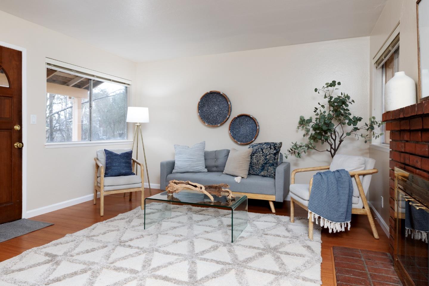 245 Spreckels Drive