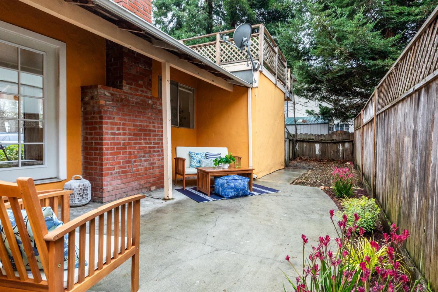 245 Spreckels Drive