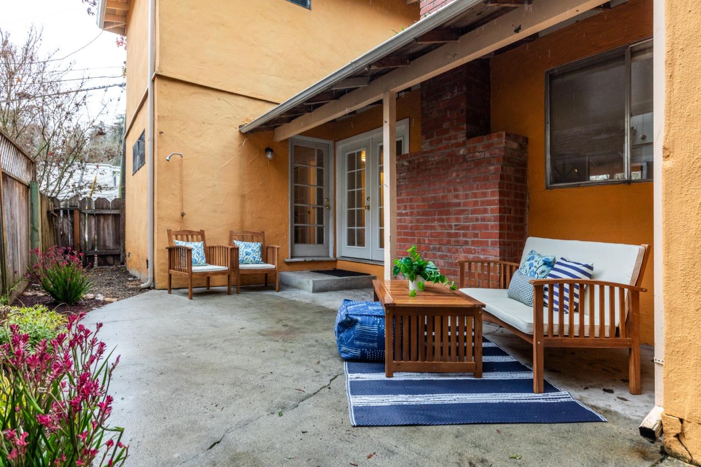 245 Spreckels Drive