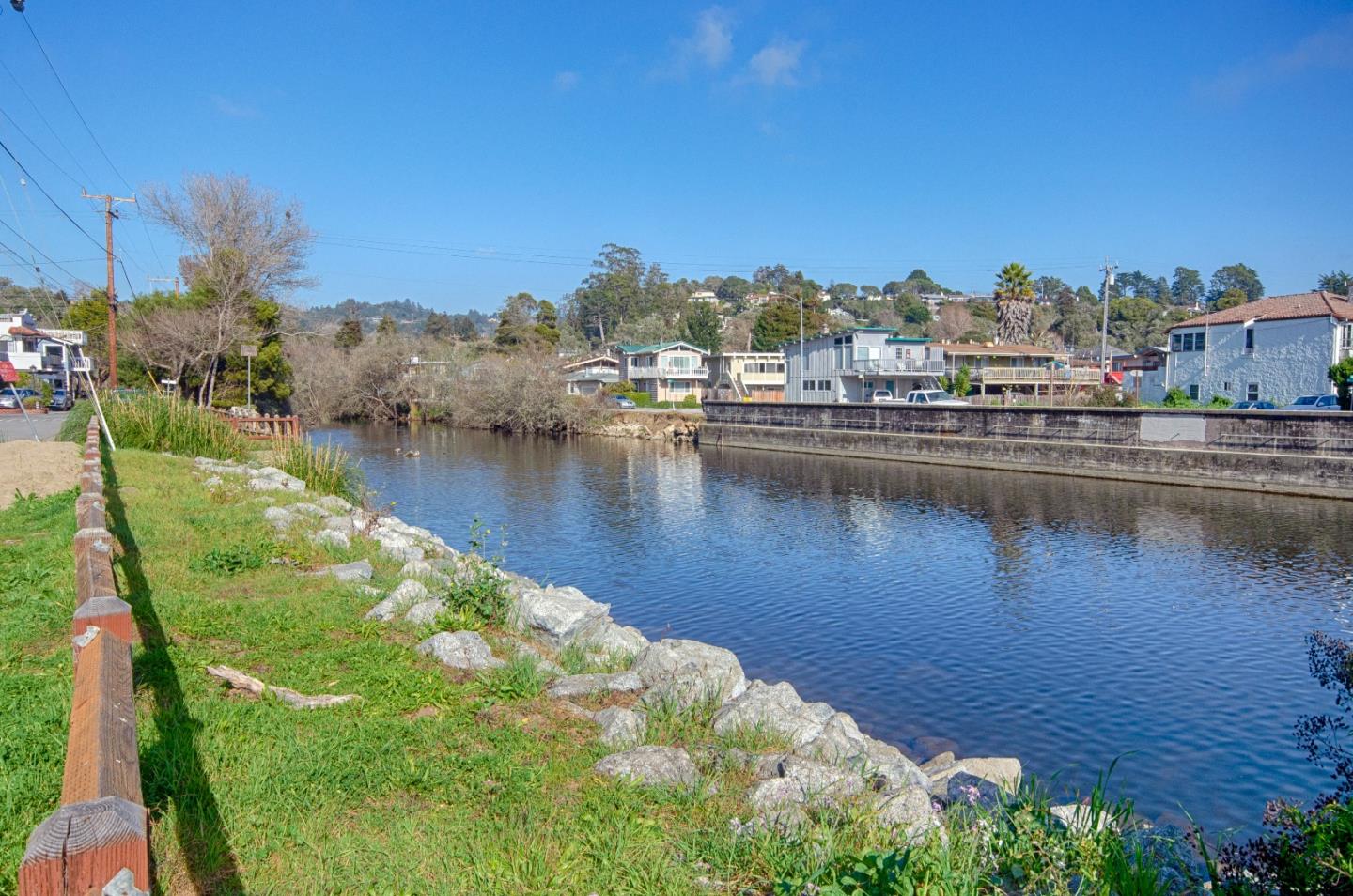 245 Spreckels Drive