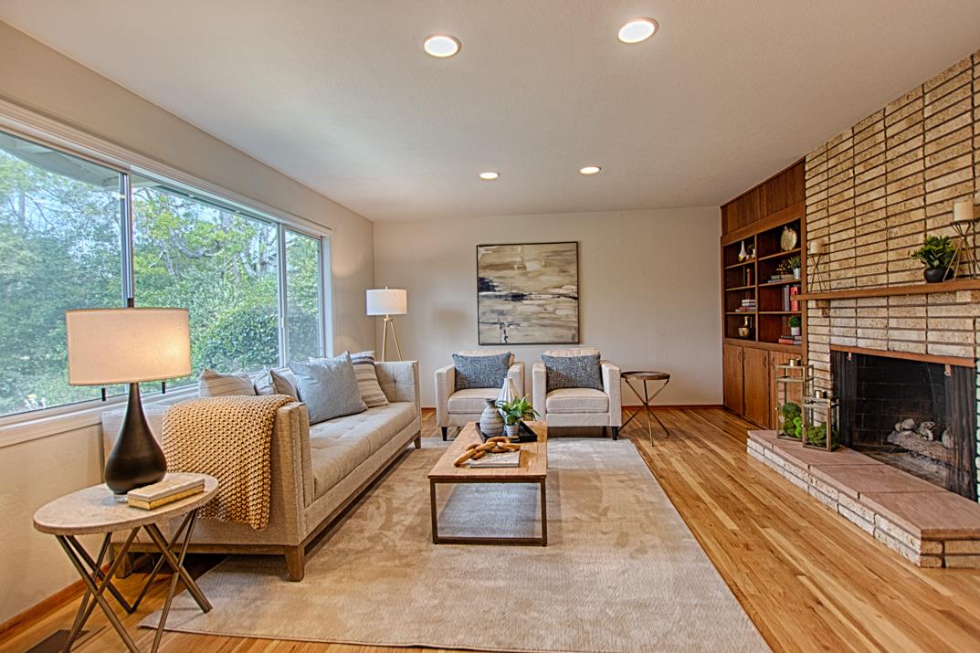 6 Oak Road