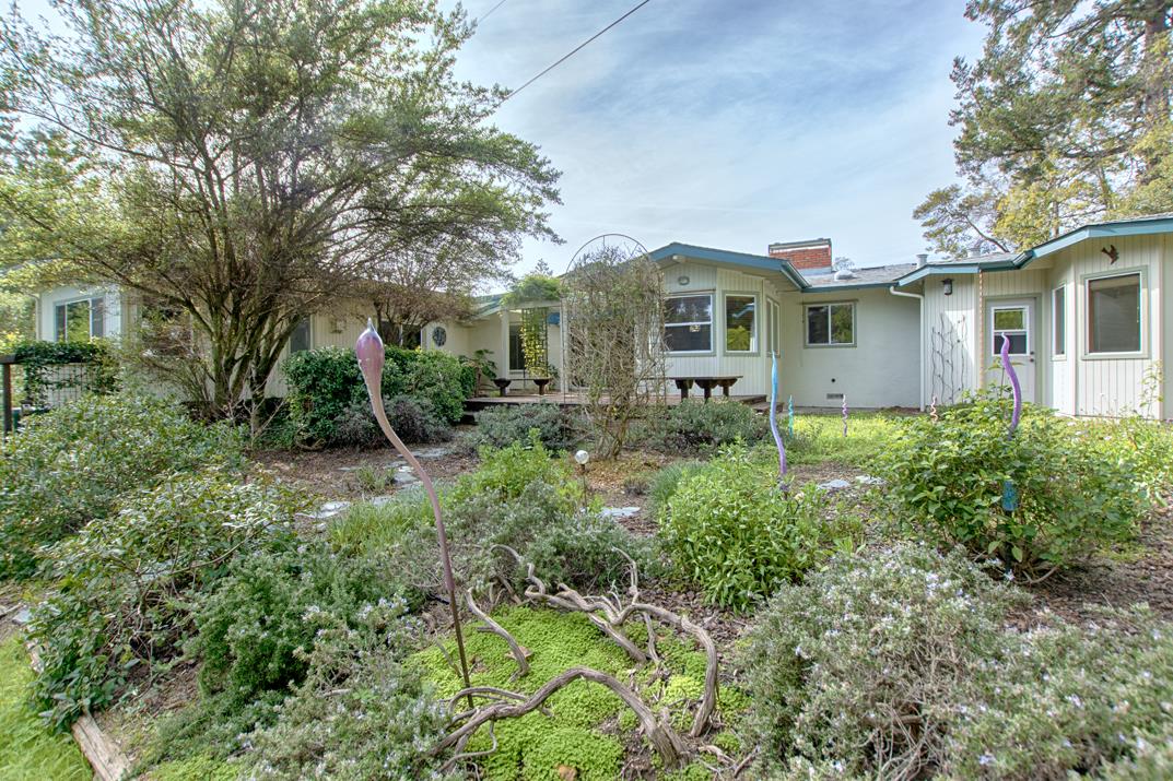 6 Oak Road
