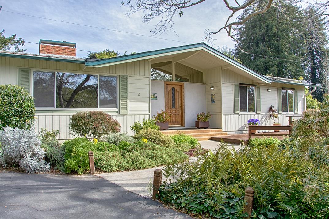 6 Oak Road