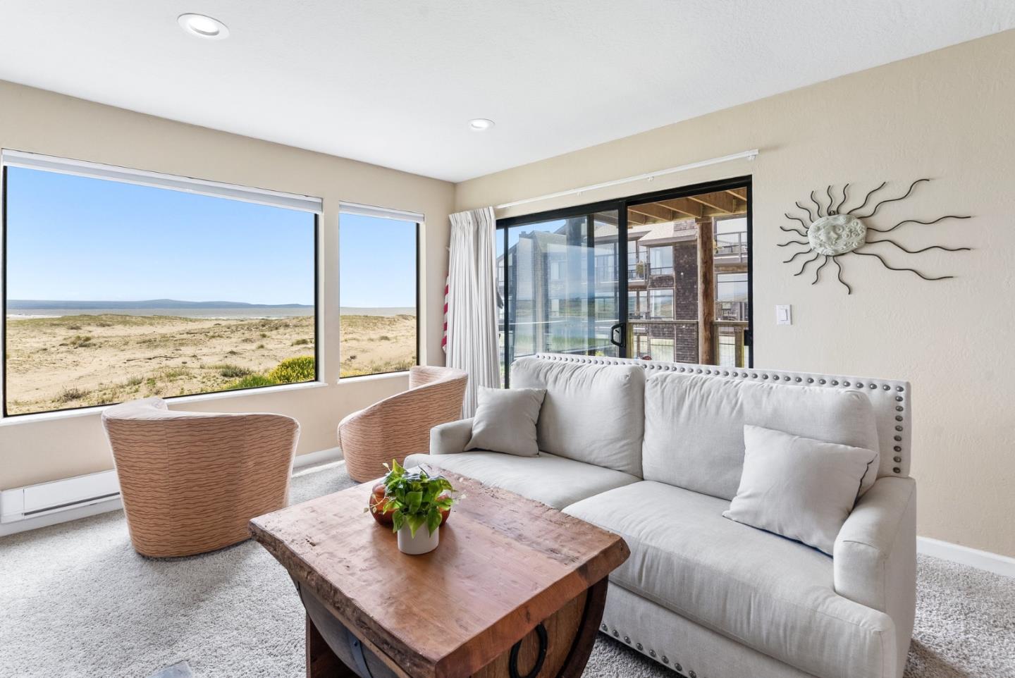 78 Pelican Point