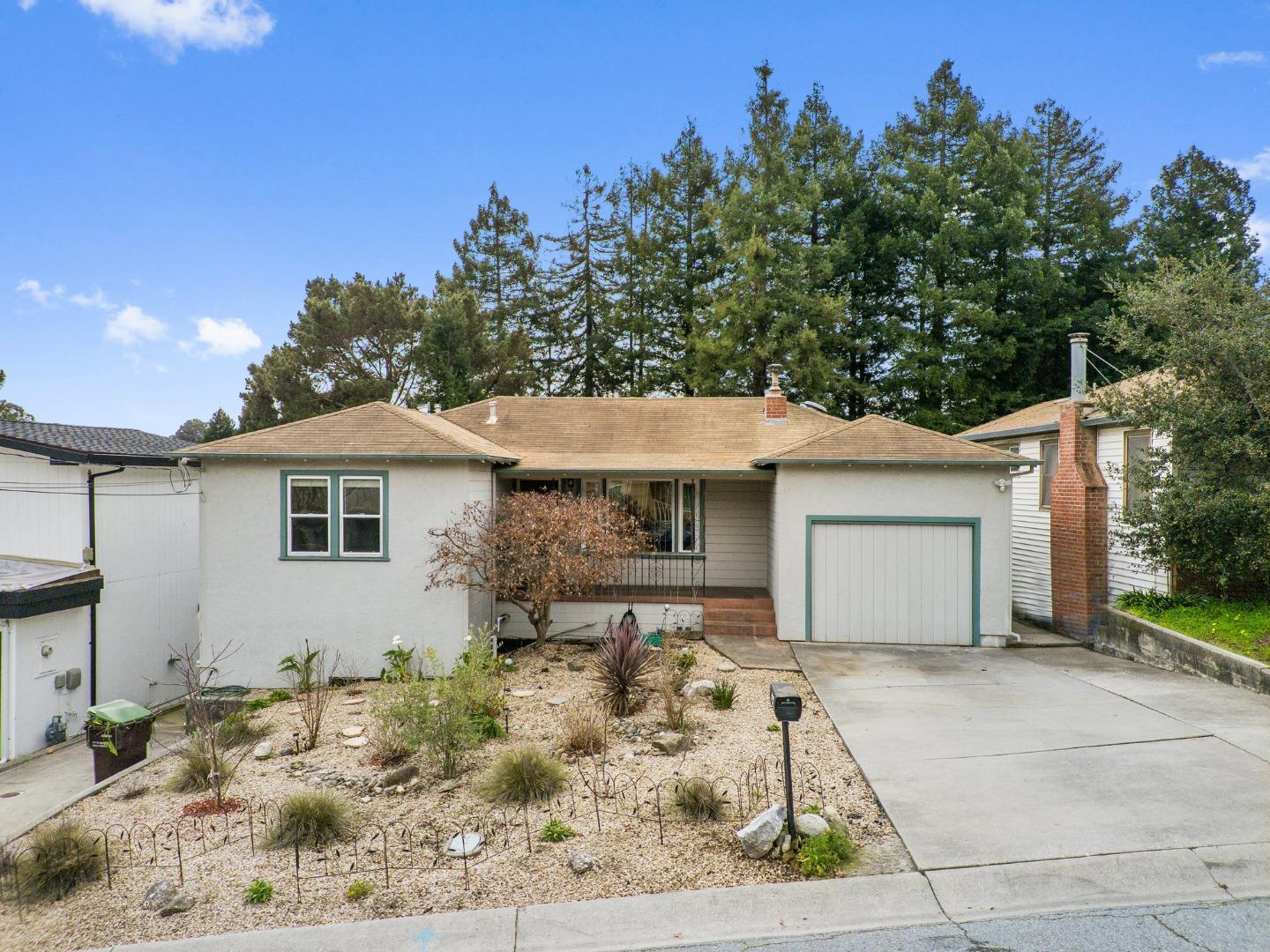 132 Carl Avenue