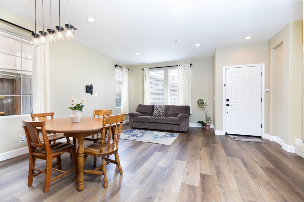 35 Vista Verde Circle