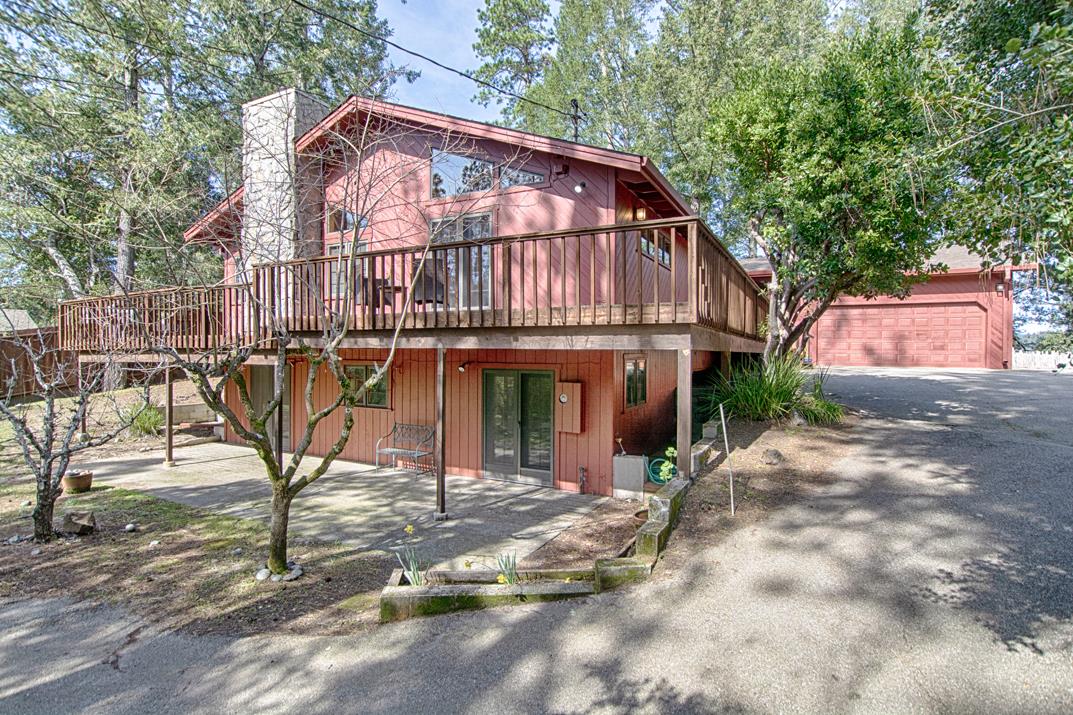 79 Pine Avenue
