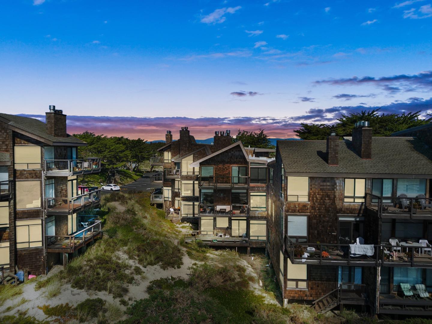 50 Pelican Point