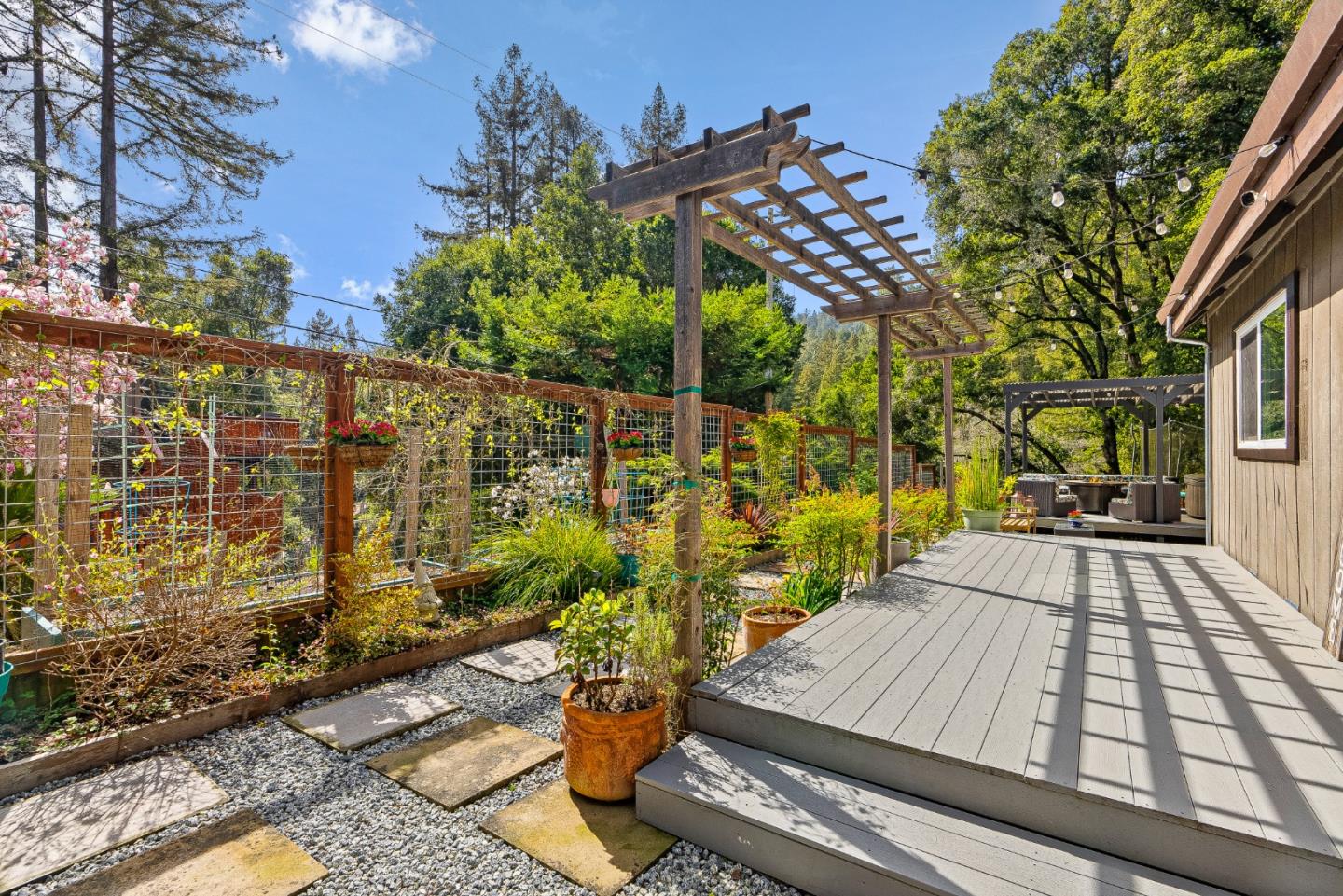 722 Eureka Canyon Road