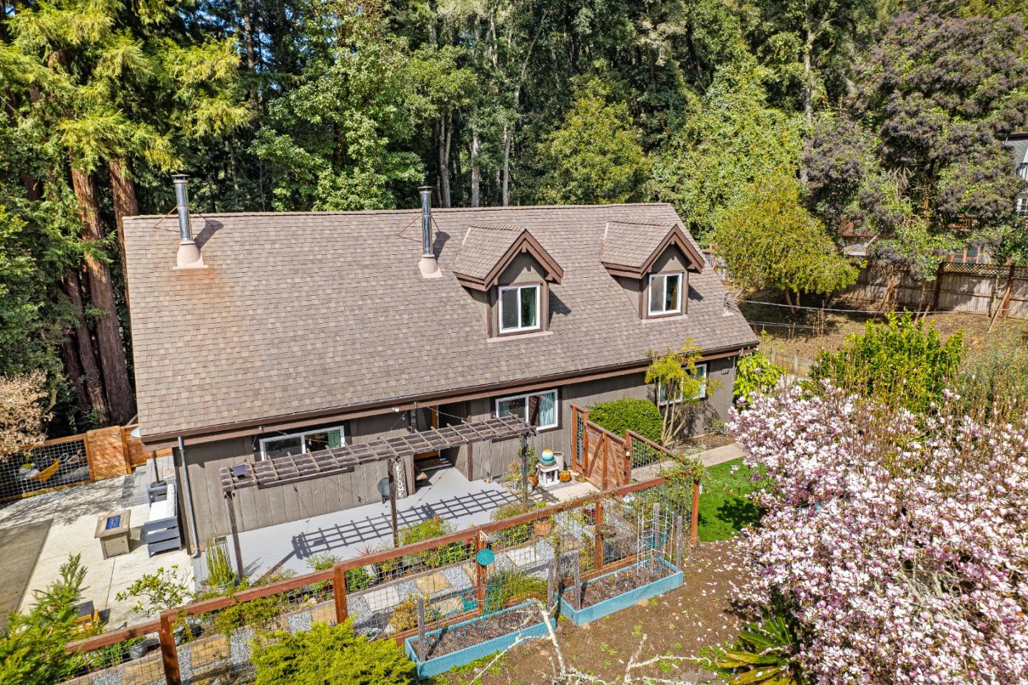 722 Eureka Canyon Road