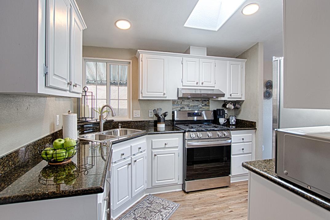 3710 Gross Road Unit: 17