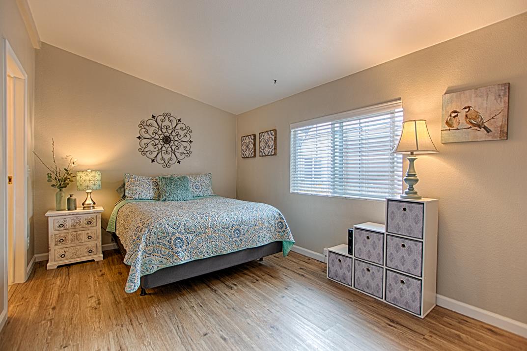 3710 Gross Road Unit: 17
