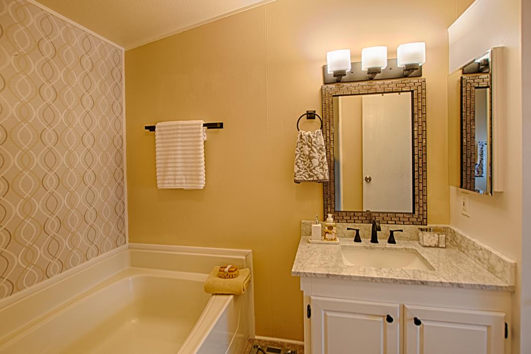 3710 Gross Road Unit: 17