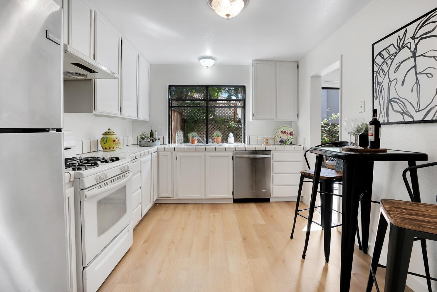 211 Bean Creek Road 12