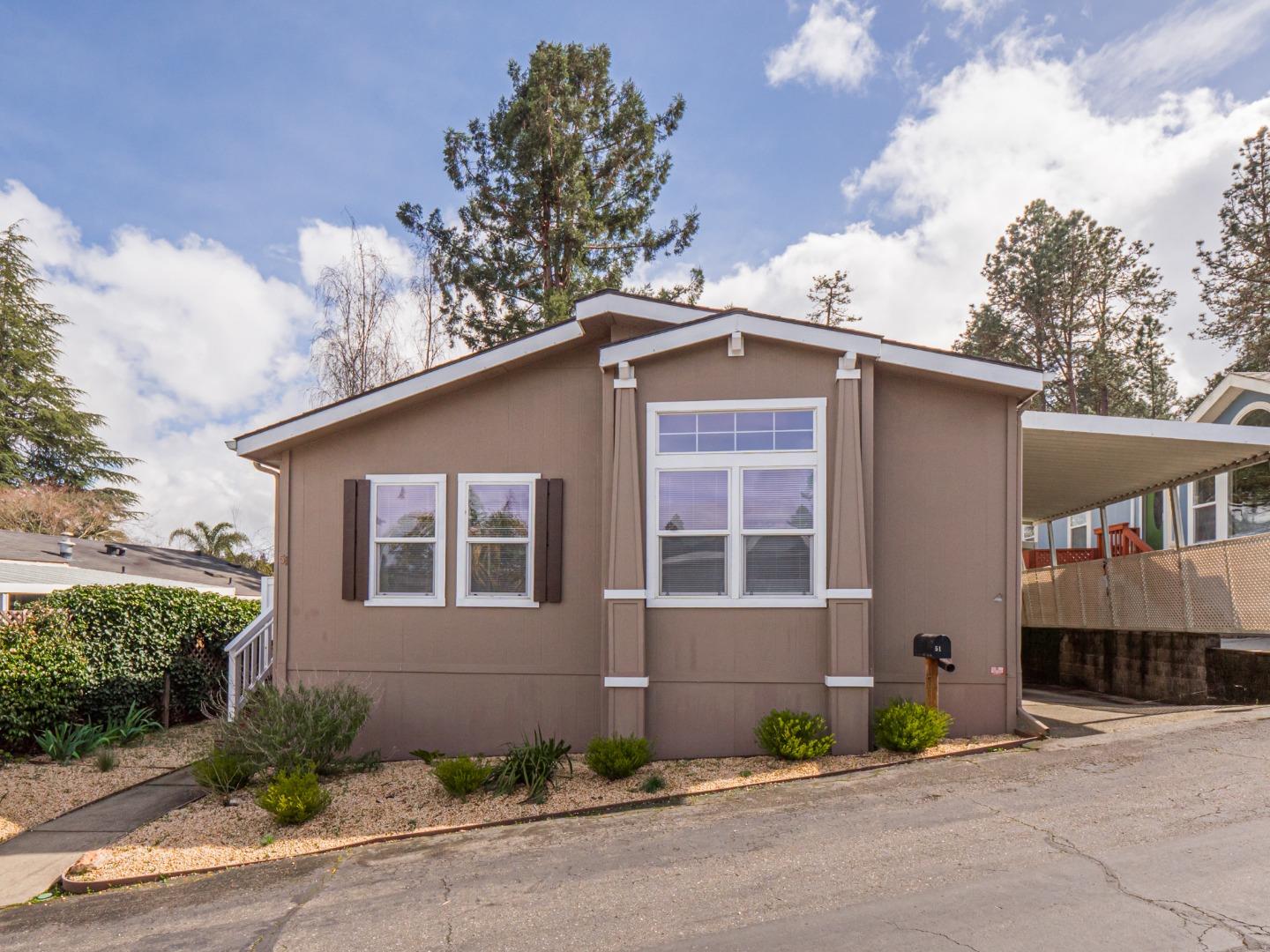 444 Whispering Pines Drive Unit: 51