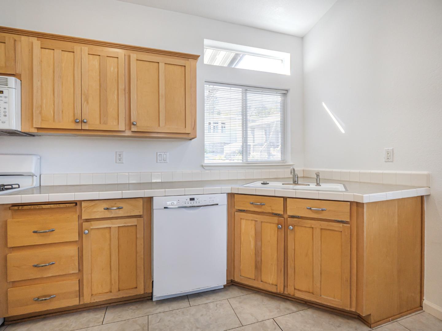 444 Whispering Pines Drive Unit: 51