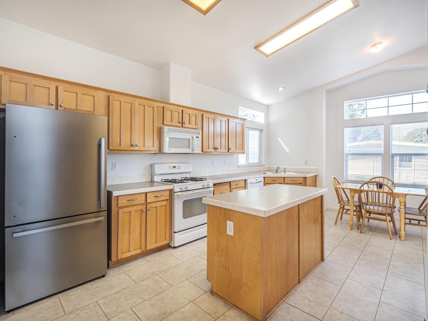 444 Whispering Pines Drive Unit: 51