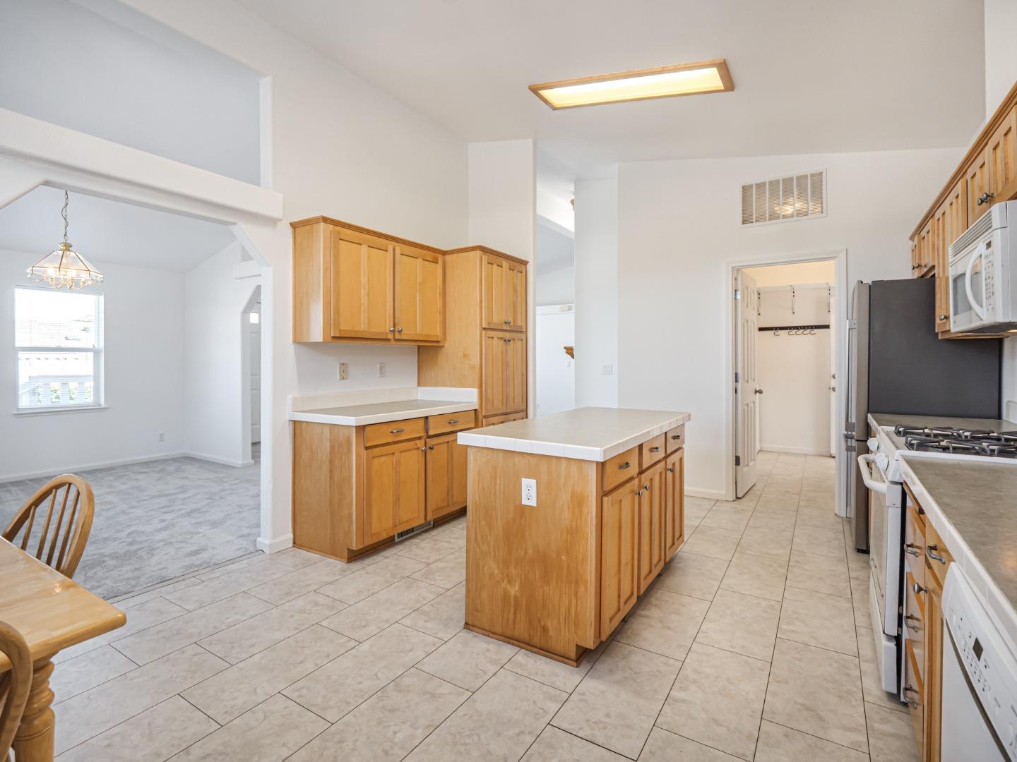 444 Whispering Pines Drive Unit: 51