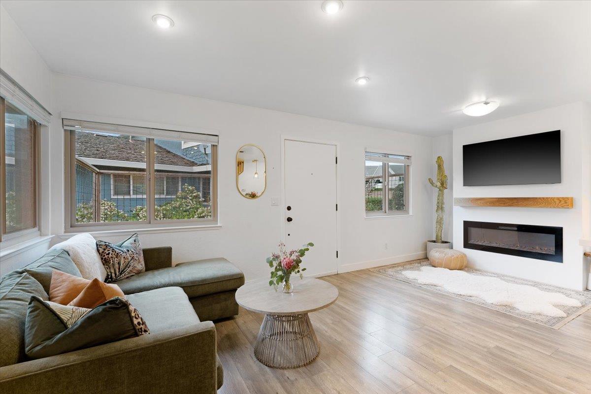 1420 Ruby Court 2