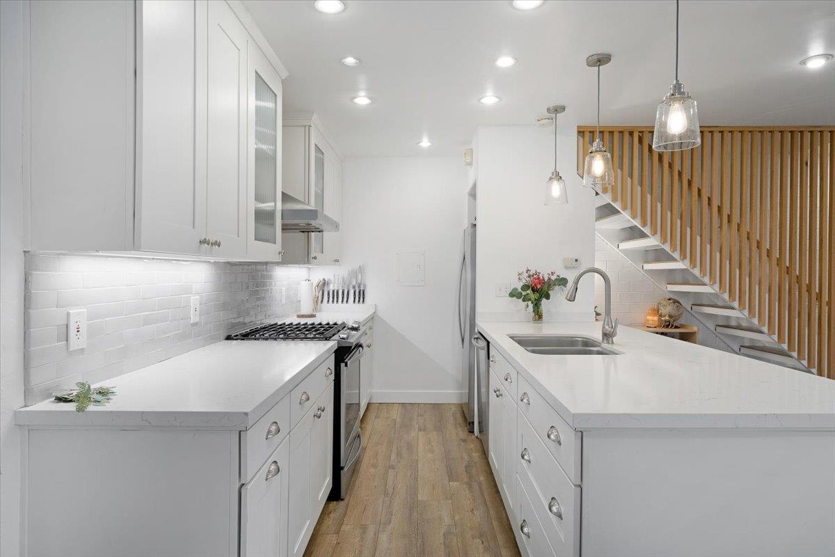 1420 Ruby Court 2
