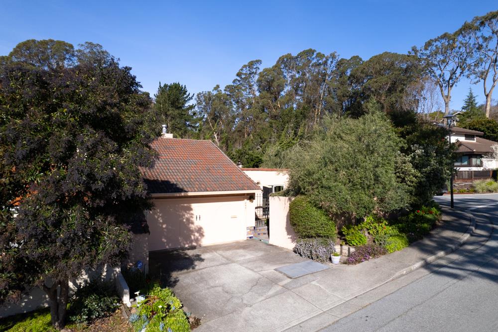 247 Arroyo Seco