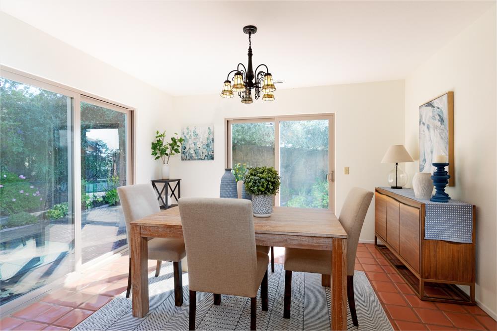 247 Arroyo Seco