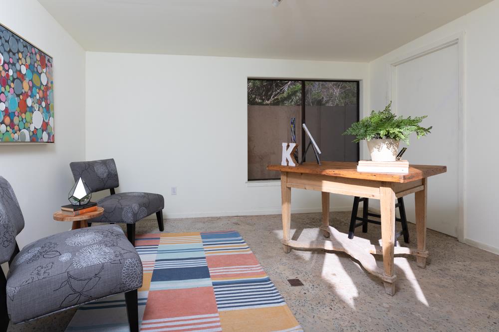 247 Arroyo Seco