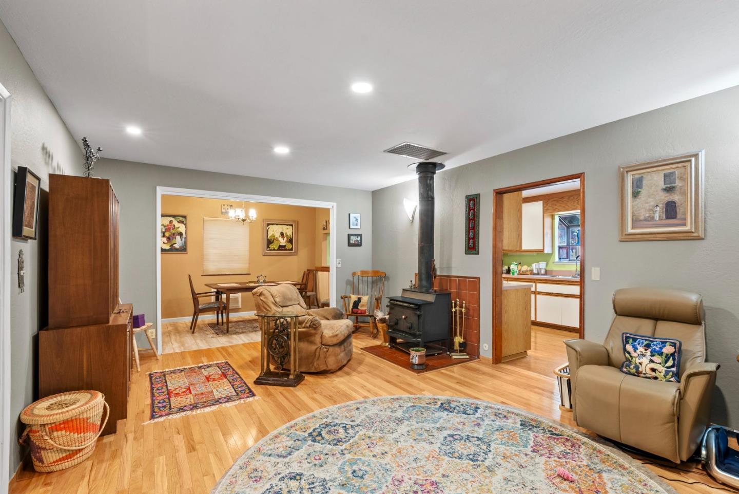 245 Railroad Avenue