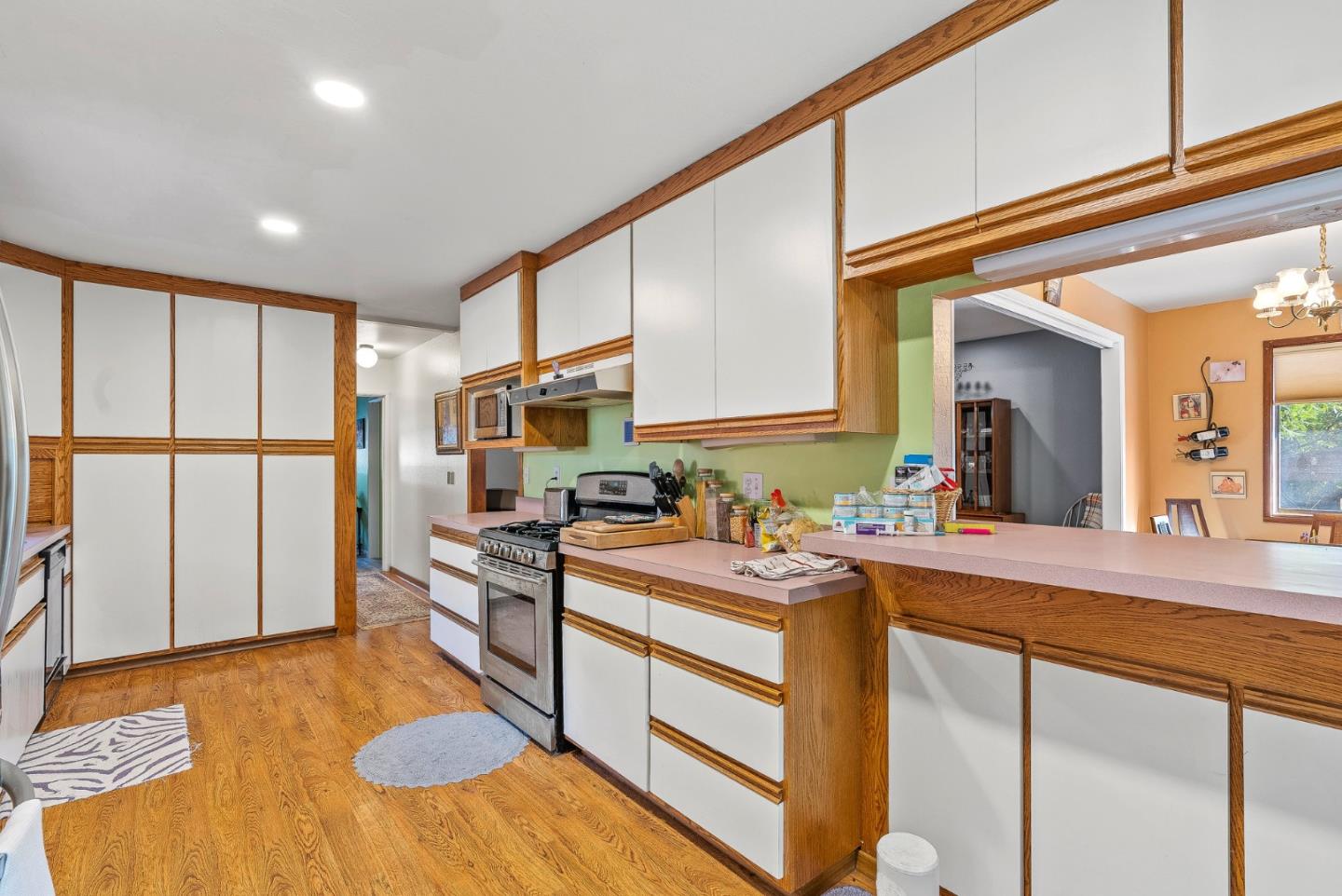 245 Railroad Avenue
