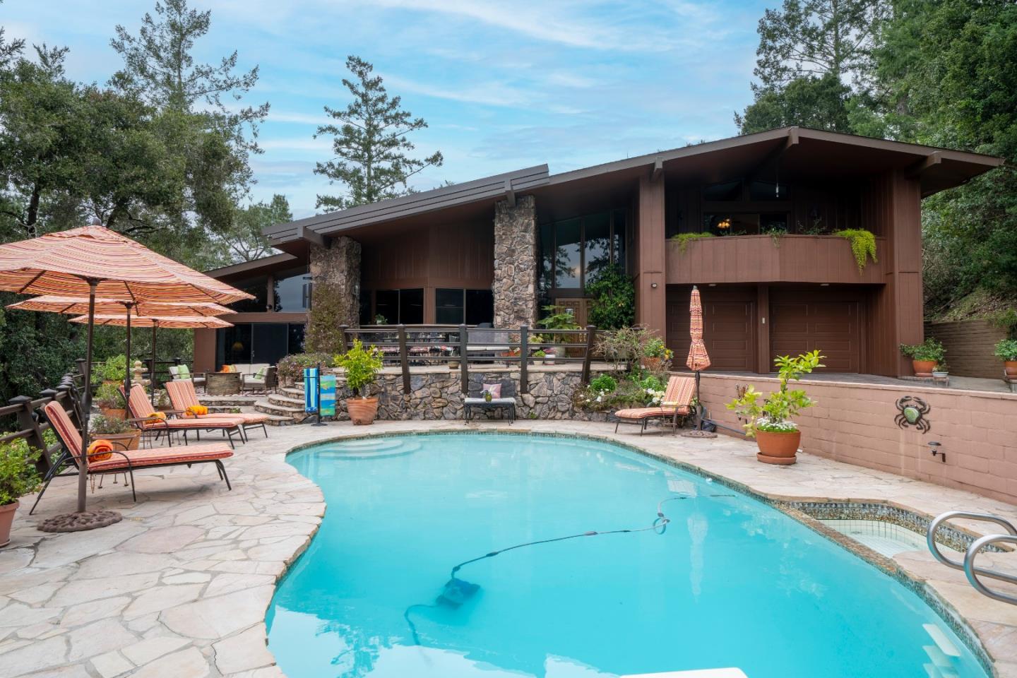 2630 Huntington Drive