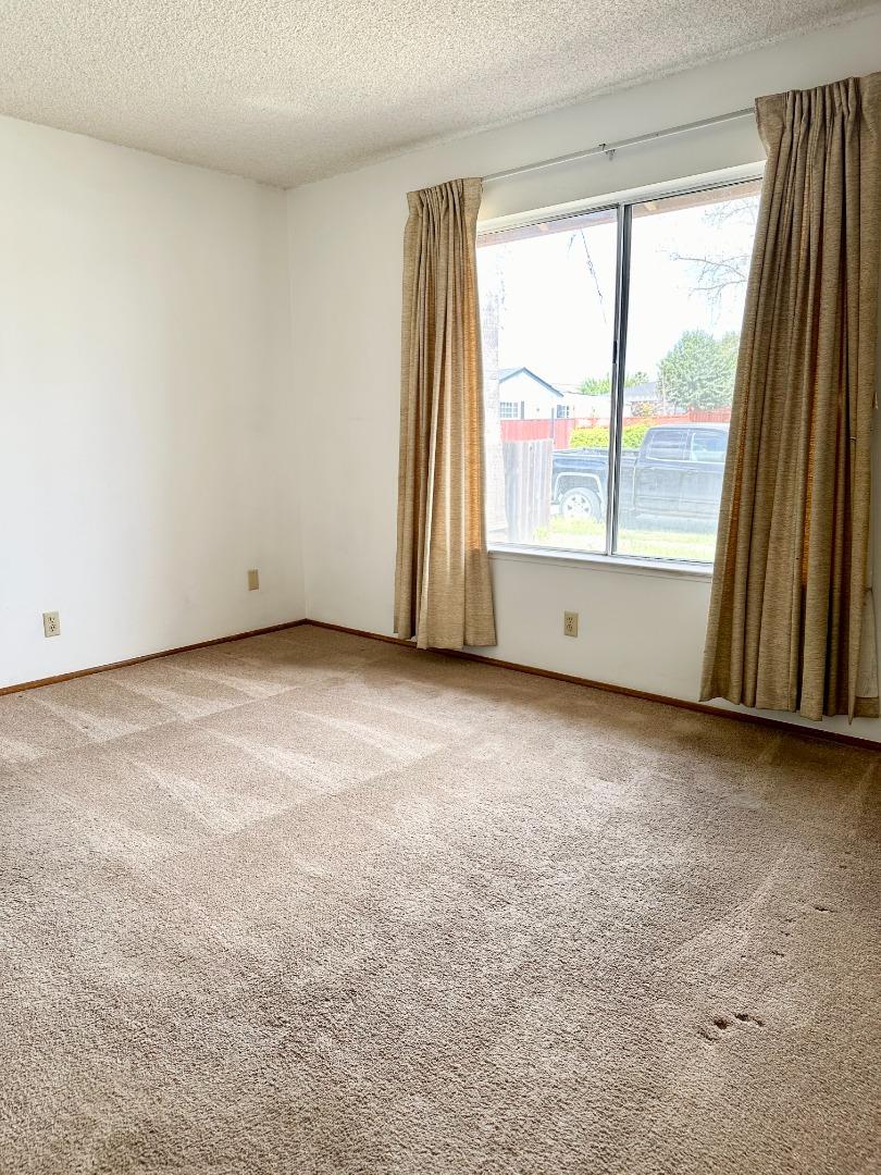 1280 Swaner Drive
