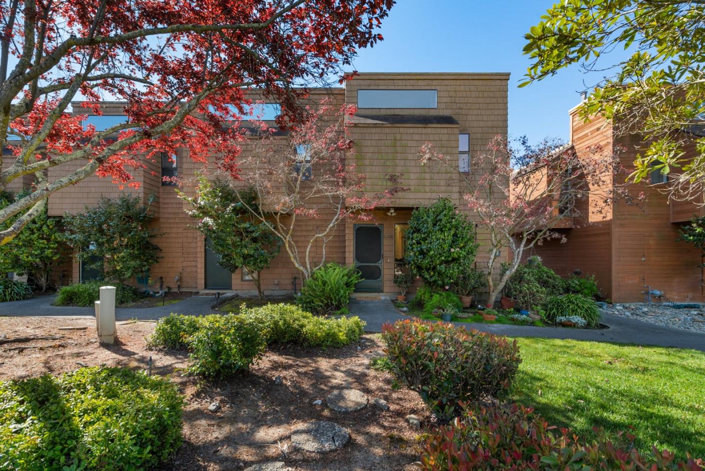 6300 Imperial Court