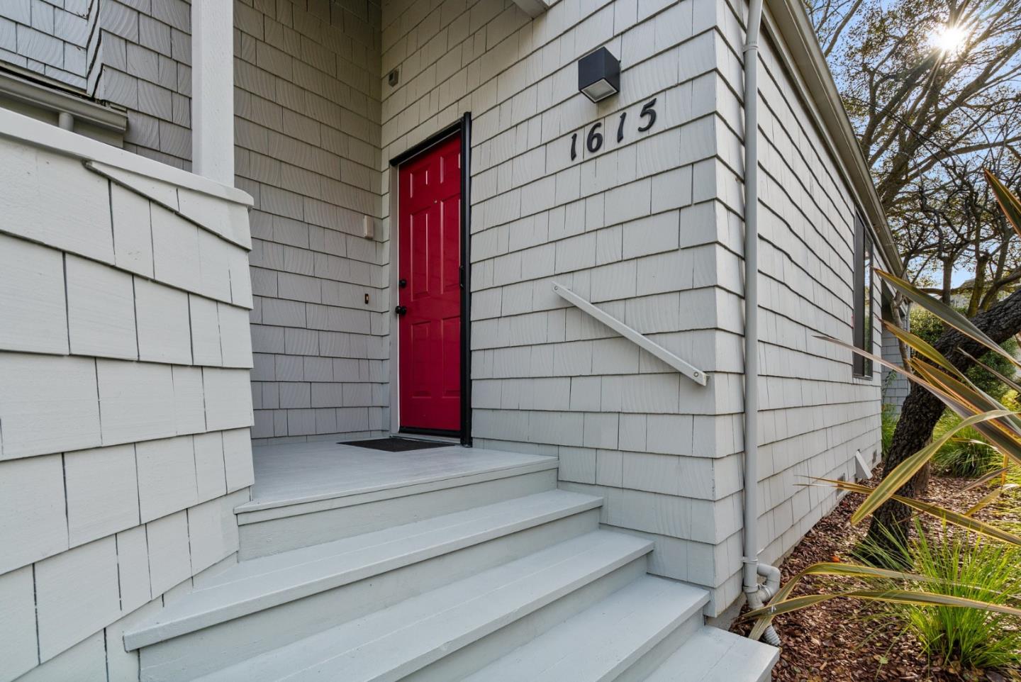 1615 Taylor Lane