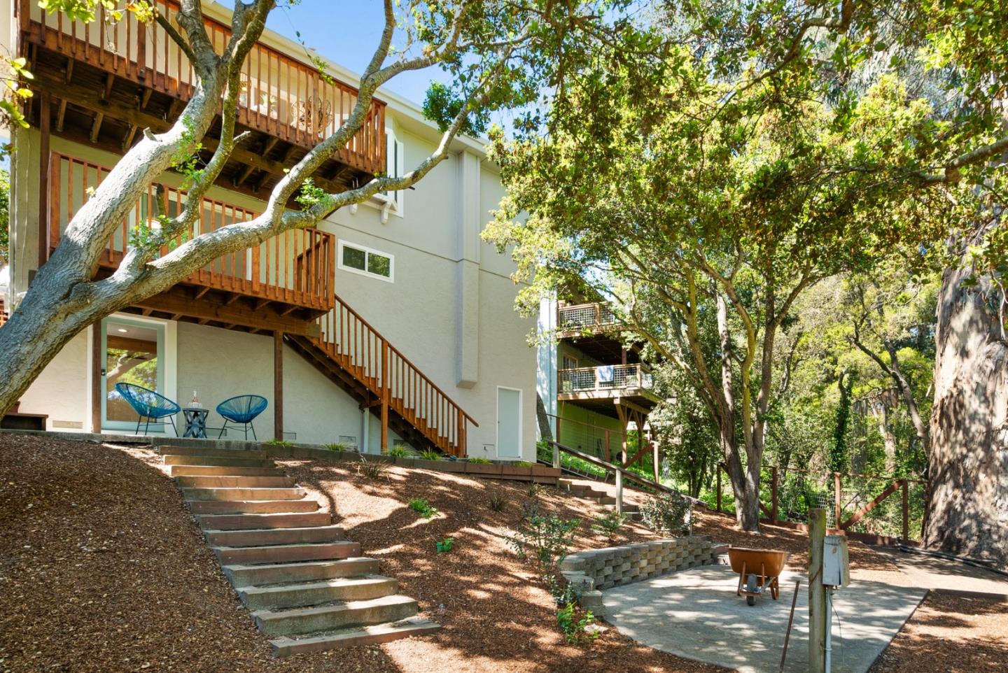3460 Hardin Way