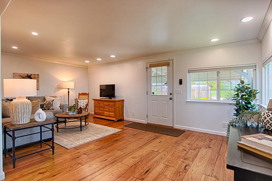 402 Buena Vista Drive