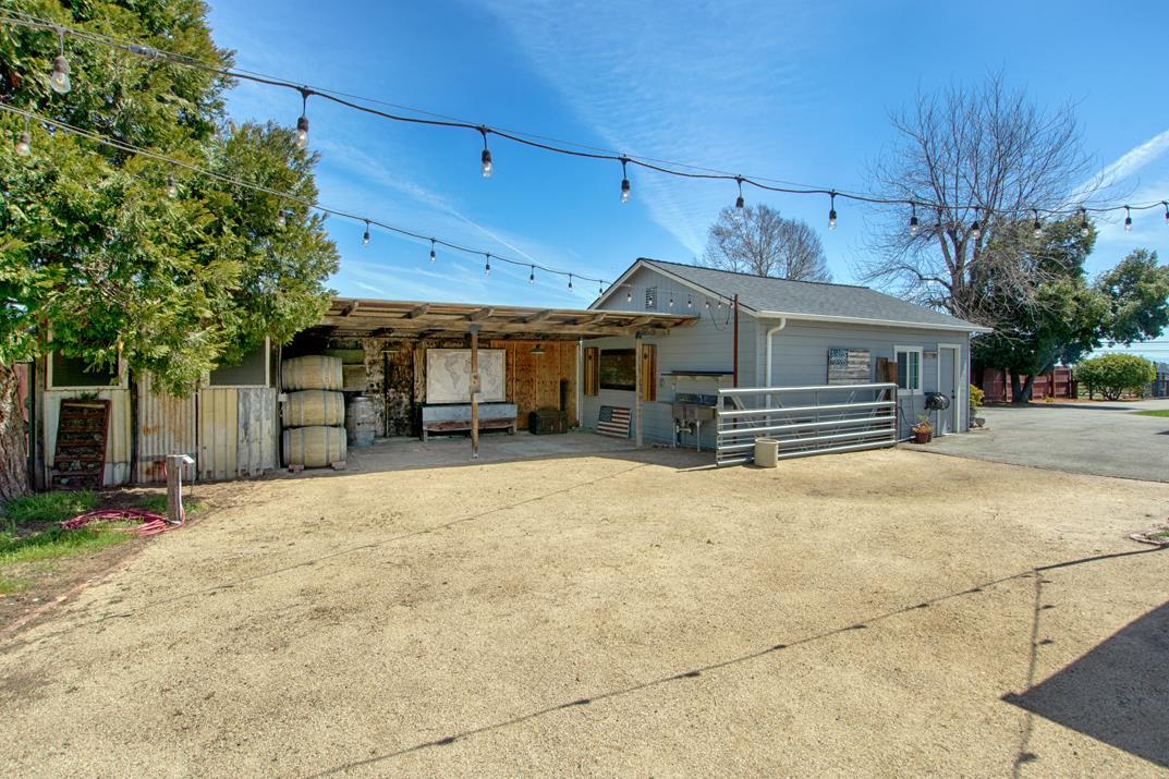402 Buena Vista Drive