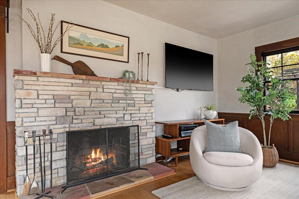 31 Rockview Drive