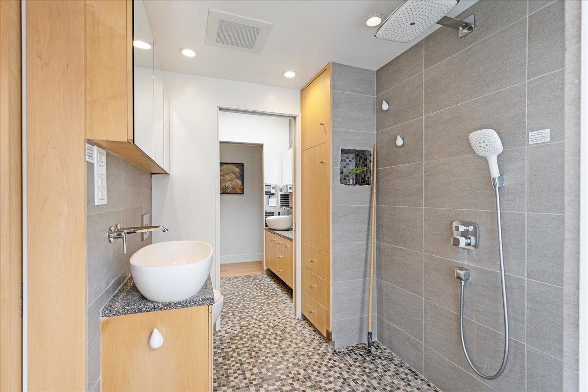 31 Rockview Drive