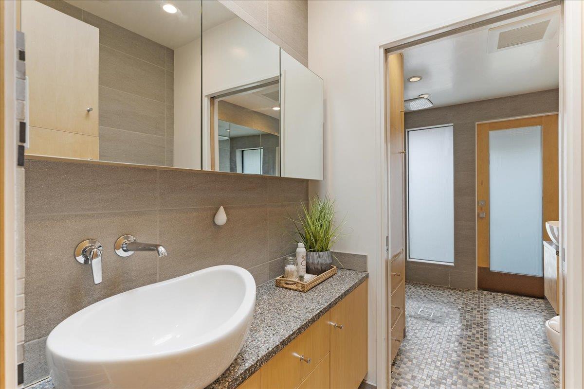 31 Rockview Drive