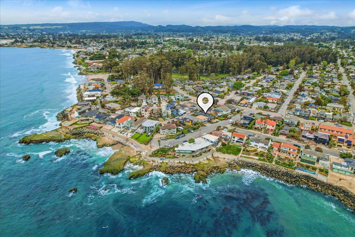 31 Rockview Drive